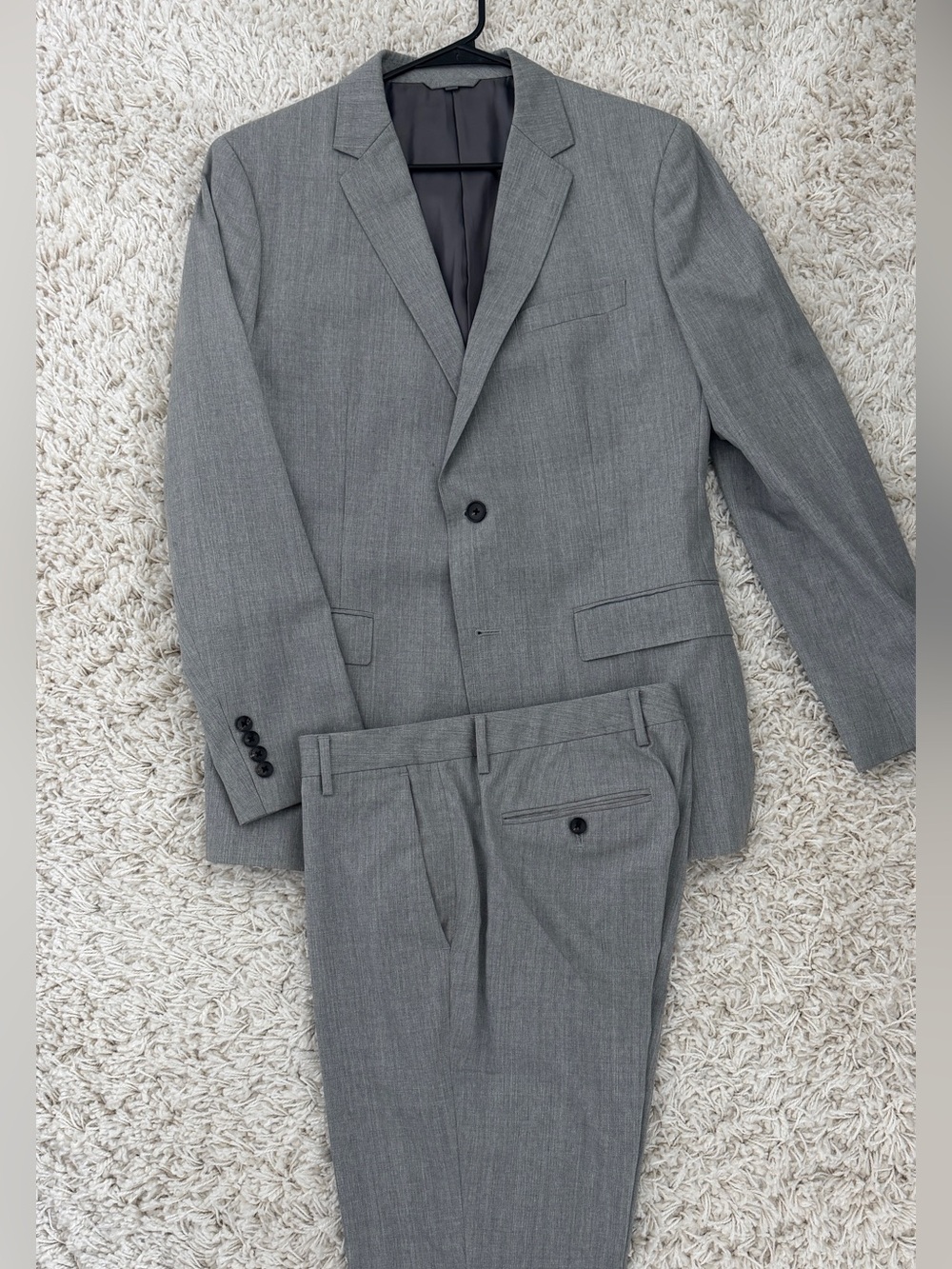 Bonobos Light Grey Two-Piece Suit - Modern Single-Breasted Blazer & Trousers